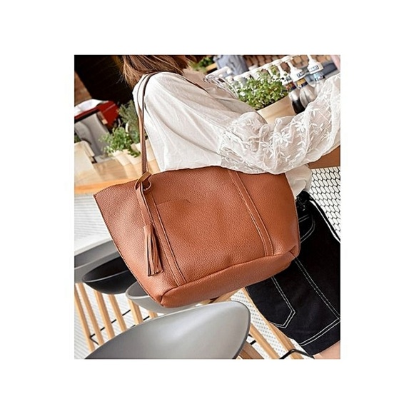 Fashion 4 in 1 leather hand bag - Picture 3 of 3